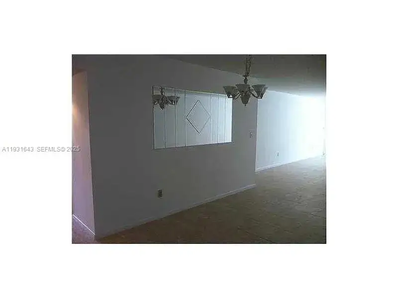 2 bedroom 2 bath Residential for sale at 20860 San Simeon Way # 6, Miami FL 33179