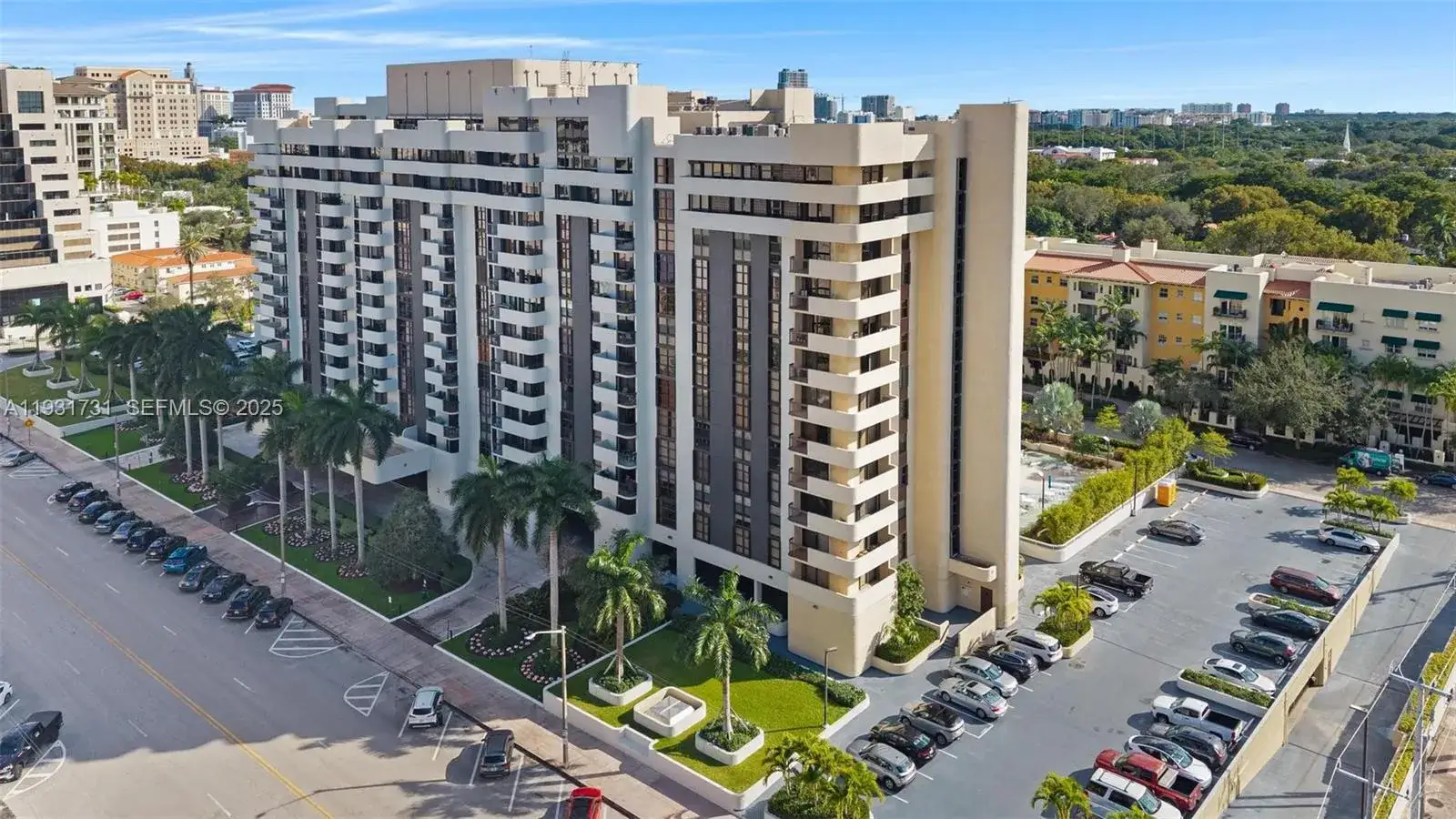 2 bedroom 2 bath Residential for sale at 600 Biltmore Way # 510, Coral Gables FL 33134
