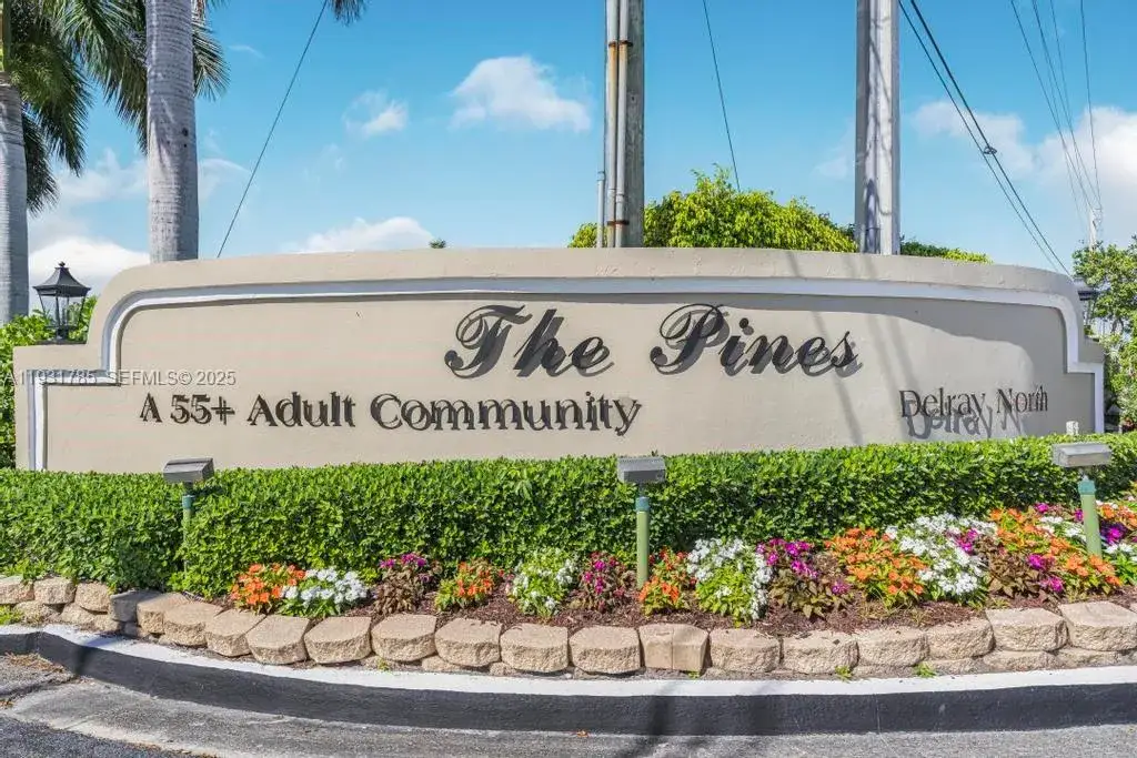 2 bedroom 2 bath Residential for sale at 1541 NW 18th Ave # 101, Delray Beach FL 33445