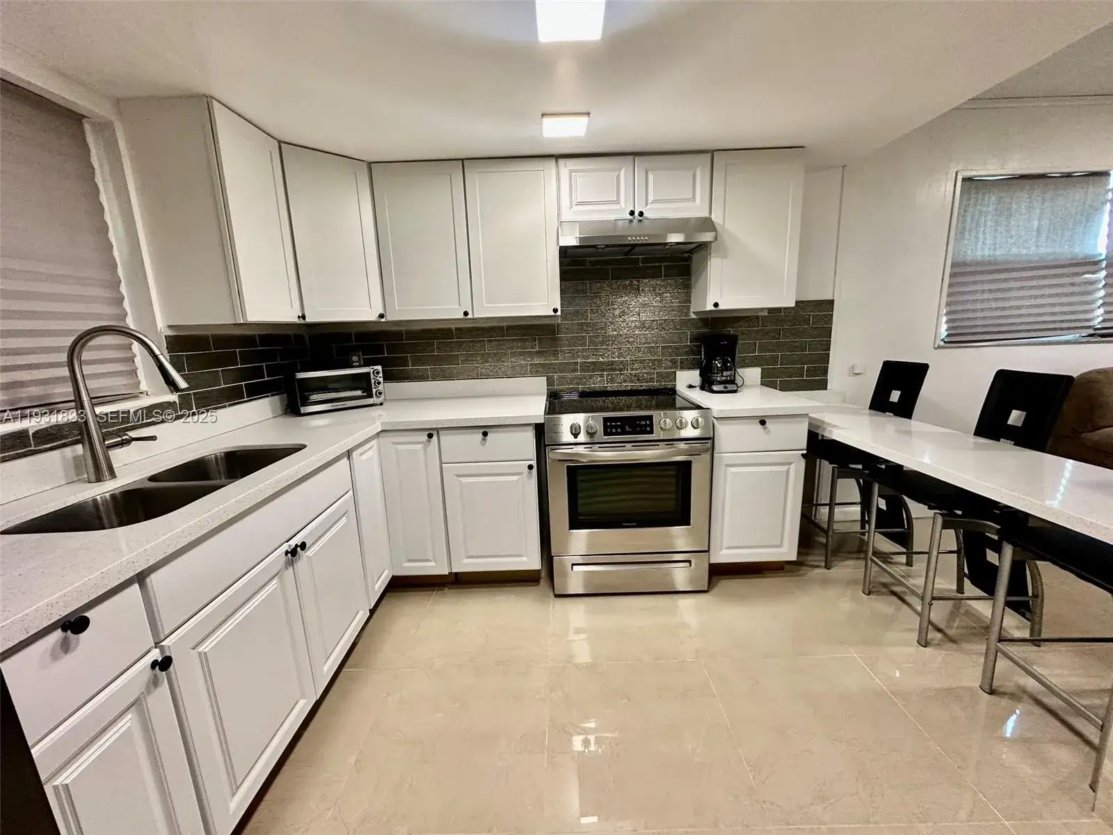 2 bedroom 1 bath Residential Lease for rent at 6268 US HIGHWAY 441 SE, Okeechobee FL 34974
