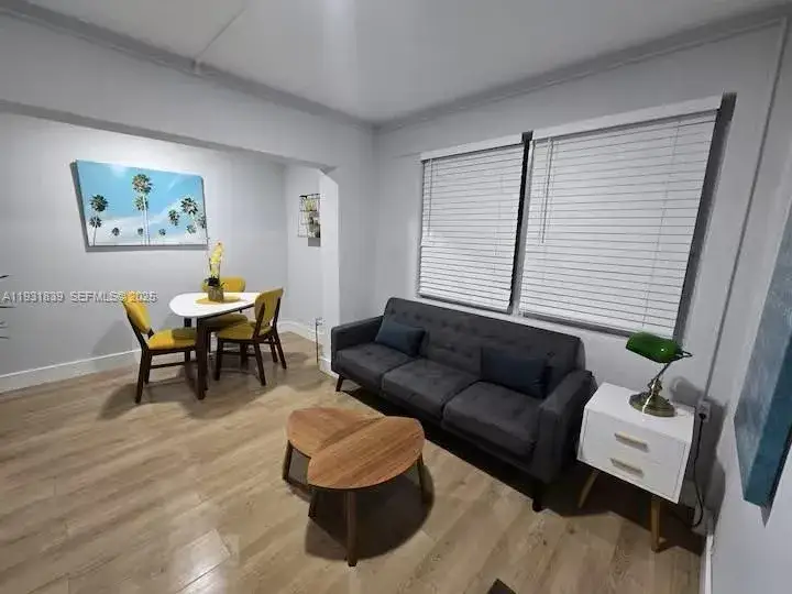 2 bedroom 1 bath Residential Lease for rent at 845 NW 3rd St # B, Miami FL 33128