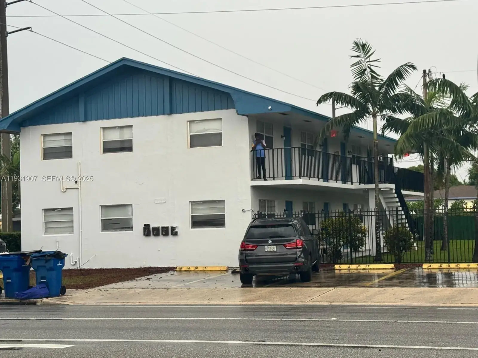 Residential Income for sale at 215 W Blue Heron Blvd, Riviera Beach FL 33404