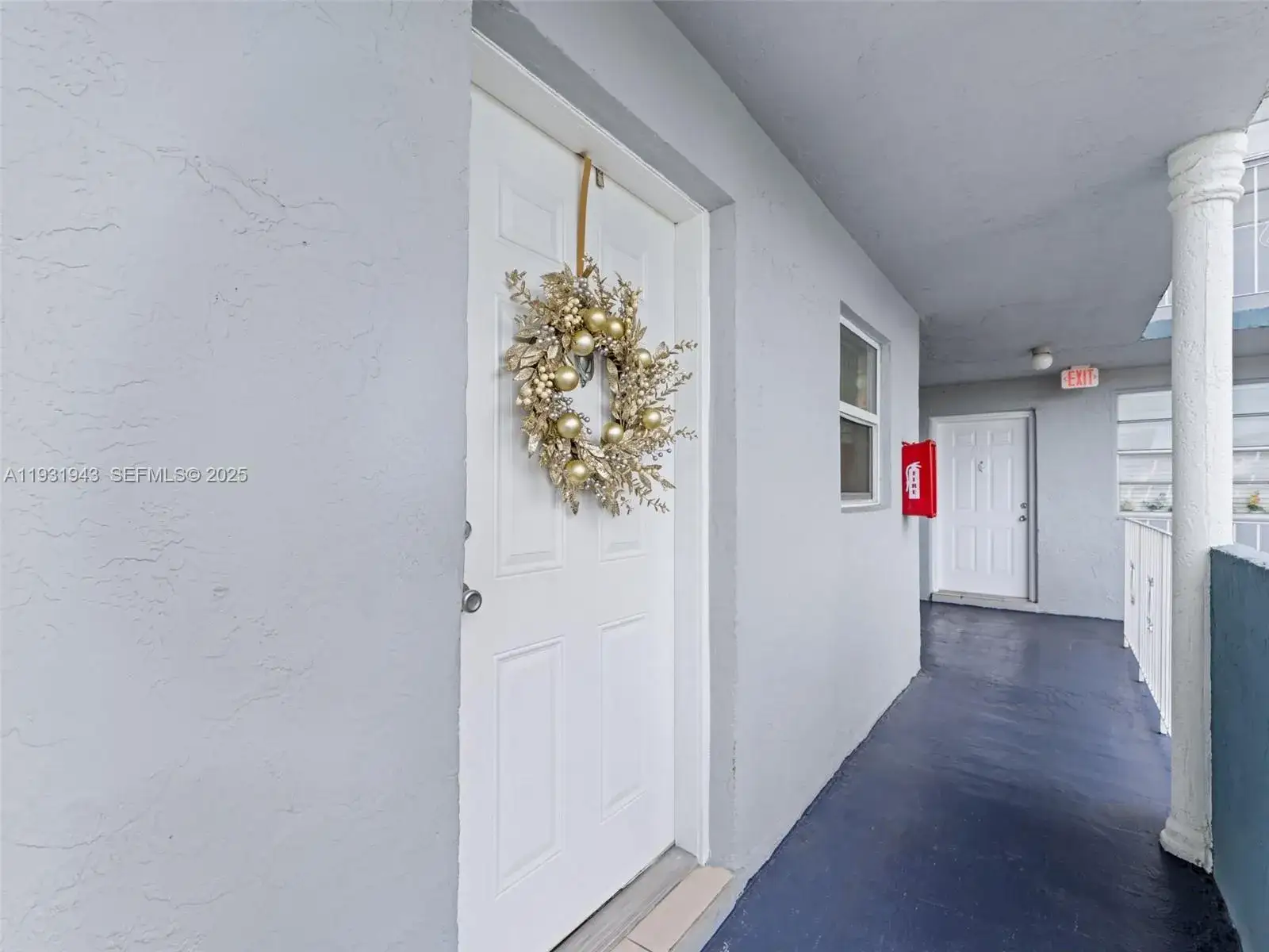 2 bedroom 1 bath Residential for sale at 1655 W 44th Pl # 448, Hialeah FL 33012