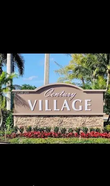 1 bedroom 1 bath Residential for sale at 306 Norwich M # 306, West Palm Beach FL 33417