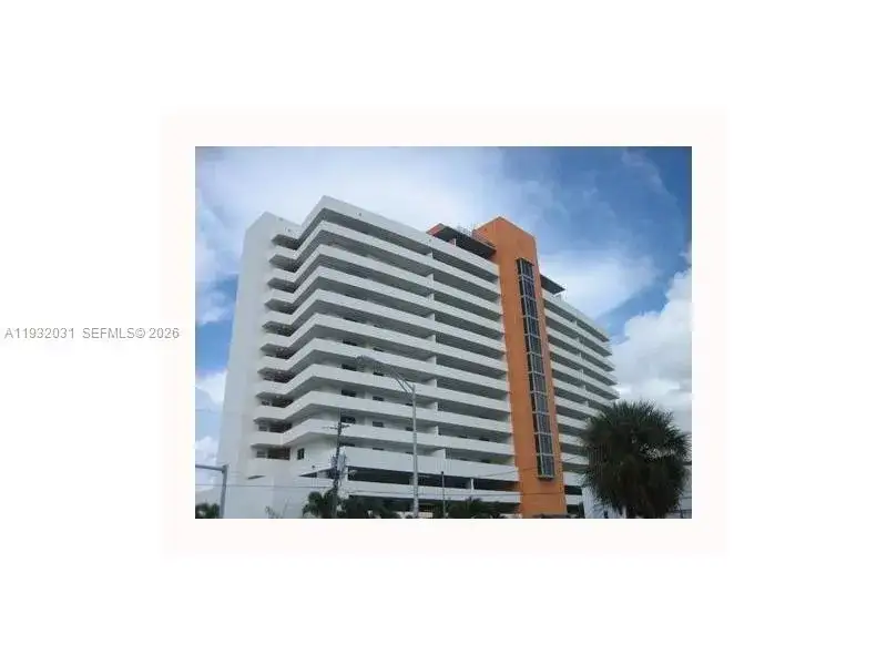1 bedroom 1 bath Residential Lease for rent at 36 NW 6th Ave # 803, Miami FL 33128
