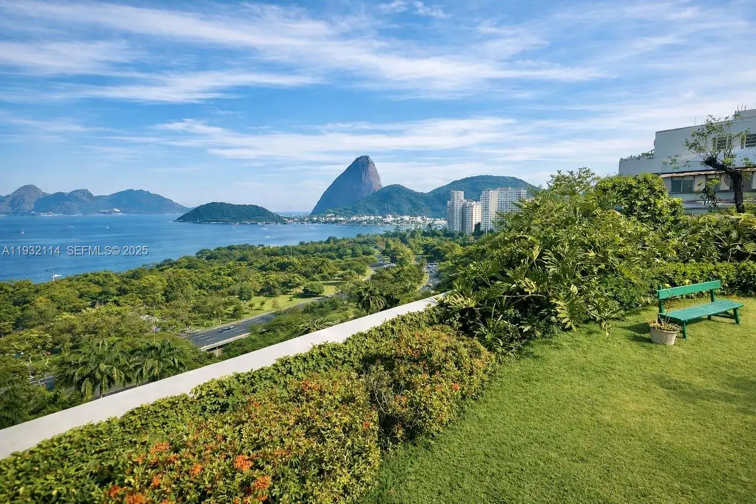 12 bedroom 5 bath Residential for sale at 284 Praia do Flamengo, 284 PH, FL 22210040