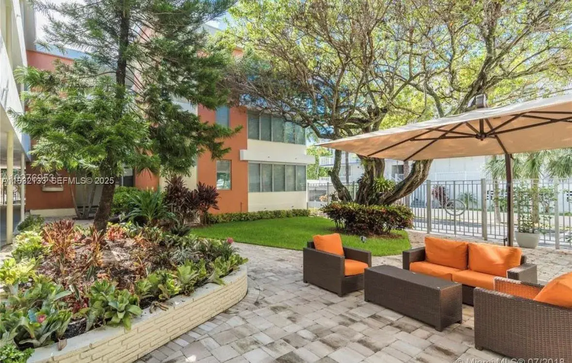 1 bedroom 1 bath Residential for sale at 10210 Collins Ave # 306, Bal Harbour FL 33154