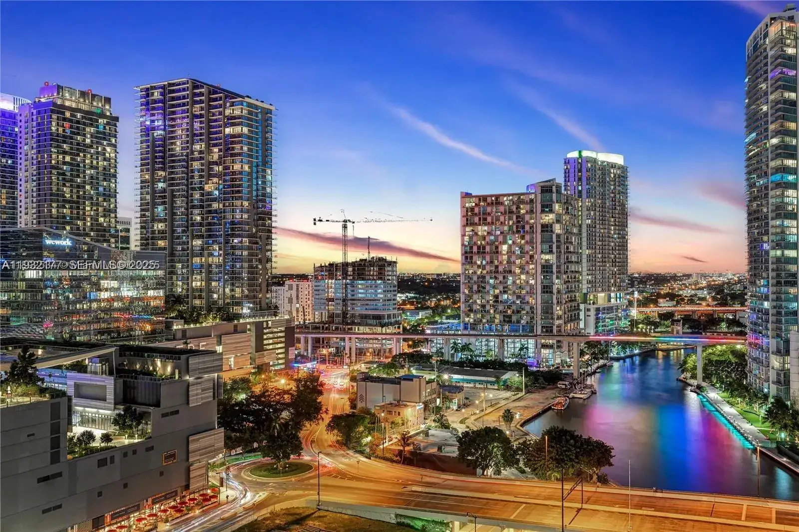 2 bedroom 2 bath Residential Lease for rent at 31 SE 5th St # 1911, Miami FL 33131