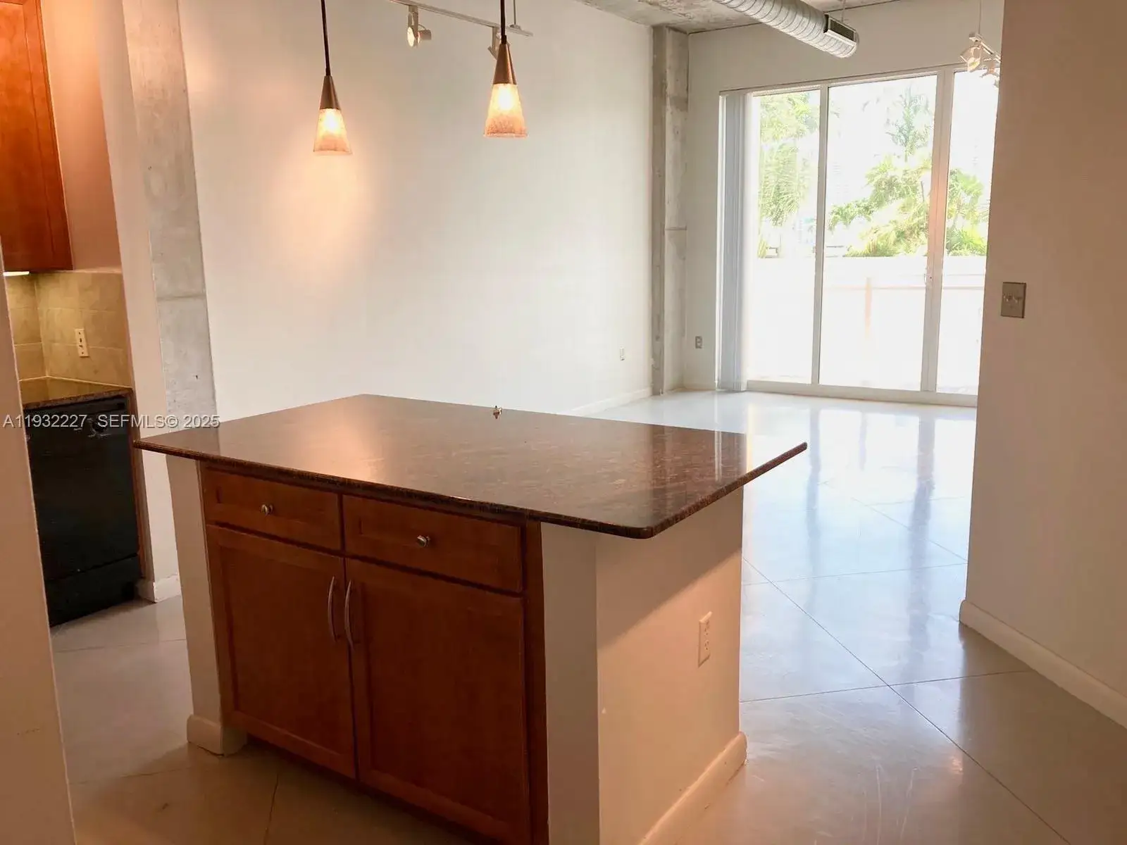 1 bedroom 1 bath Residential for sale at 2001 Biscayne Blvd # 2608, Miami FL 33137