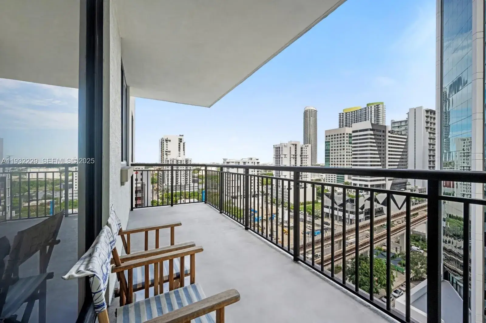 2 bedroom 2 bath Residential for sale at 999 SW 1st Ave # 1514, Miami FL 33130