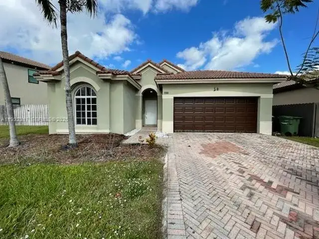 3 bedroom 2 bath Residential Lease for rent at 2173 SE 2nd St # 0, Homestead FL 33033