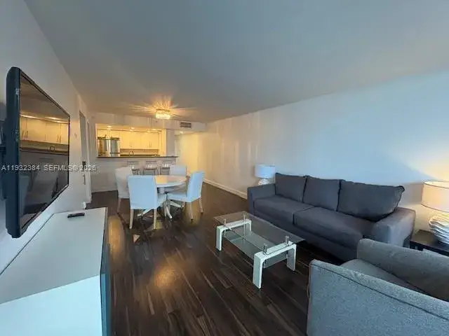 1 bedroom 1 bath Residential Lease for rent at 1717 N Bayshore Dr # 1152, Miami FL 33132