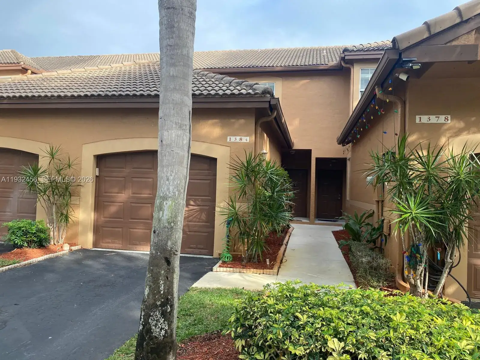 2 bedroom 2 bath Residential for sale at 1384 Veracruz Ln # 7, Weston FL 33327