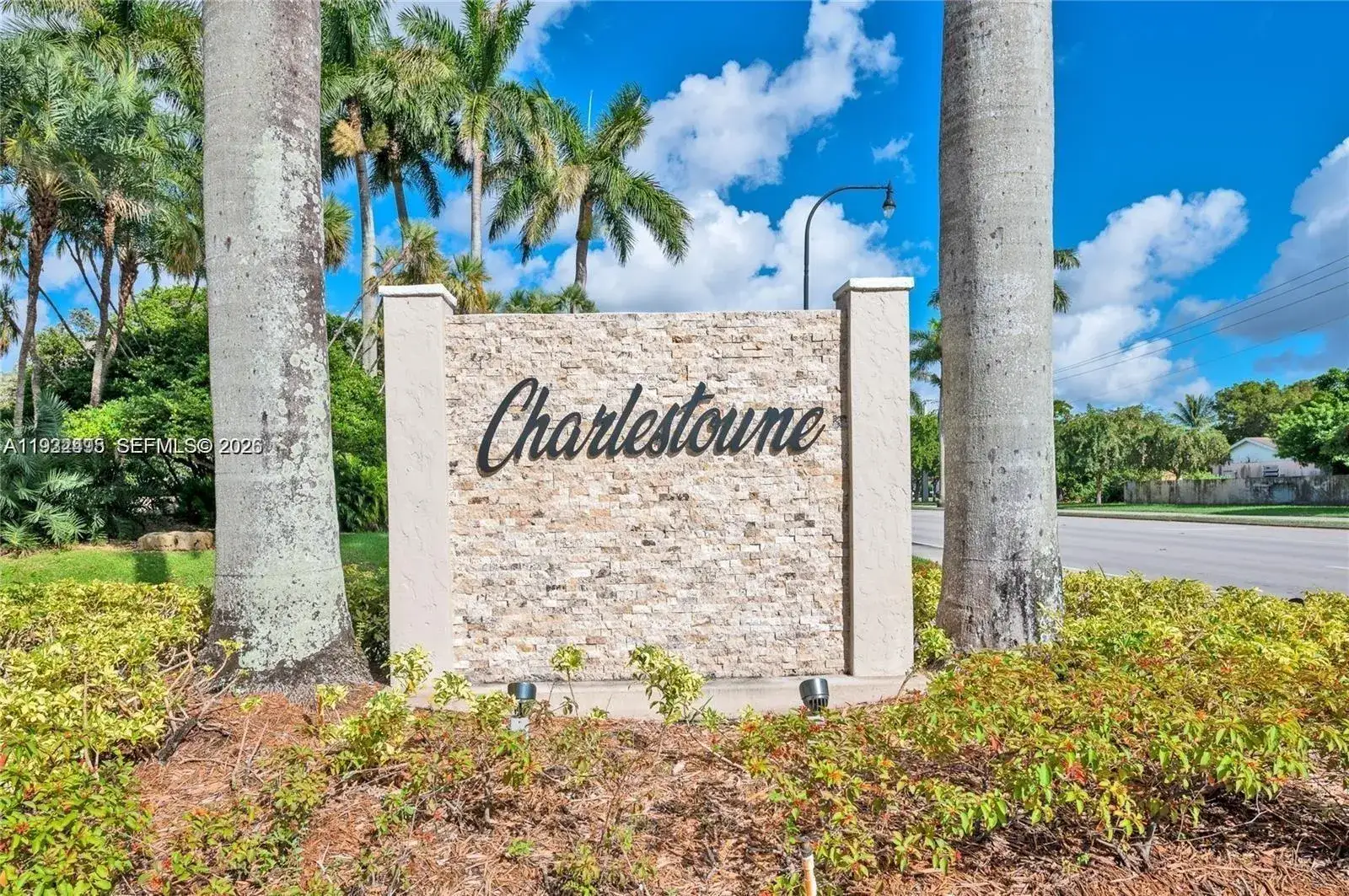 3 bedroom 2 bath Residential Lease for rent at 13929 SW 102 nd Ter, Miami FL 33186