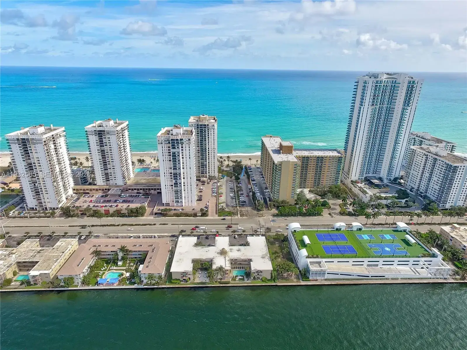 1 bedroom 1 bath Residential Lease for rent at 2600 S Ocean Dr # S104, Hollywood FL 33019