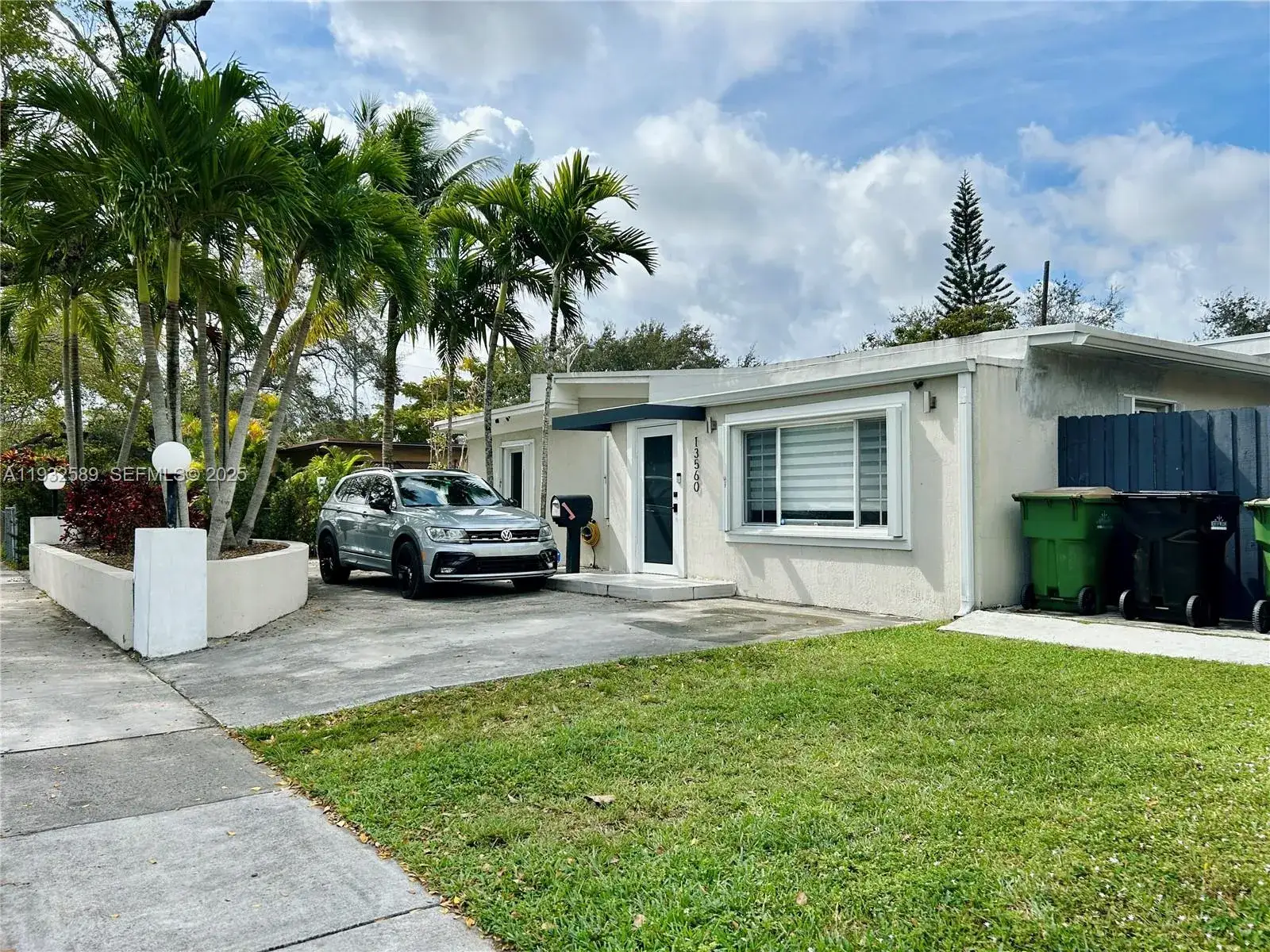 4 bedroom 2 bath Residential Lease for rent at 13560 NW 2nd Ave # 13560, North Miami FL 33168