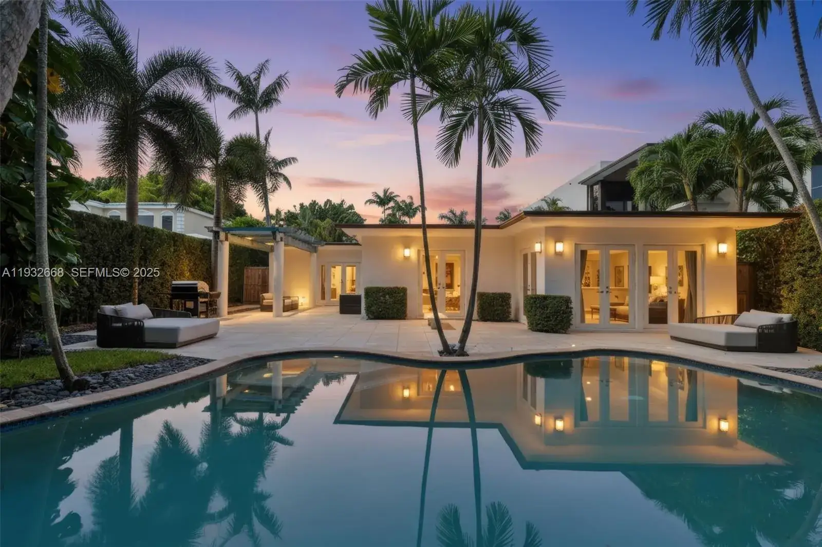 5 bedroom 3 bath Residential Lease for rent at 5055 N Bay Rd, Miami Beach FL 33140