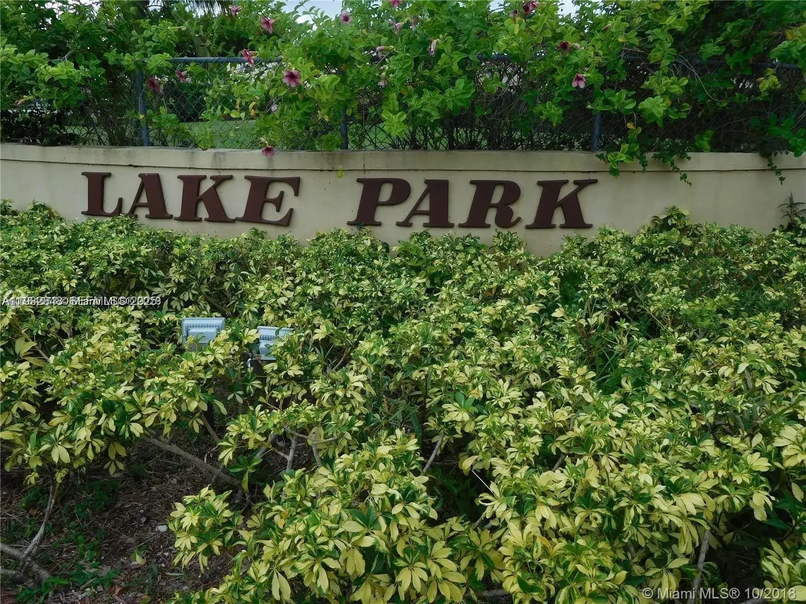 1 bedroom 1 bath Residential for sale at 940 NE 199th St # 209, Miami FL 33179