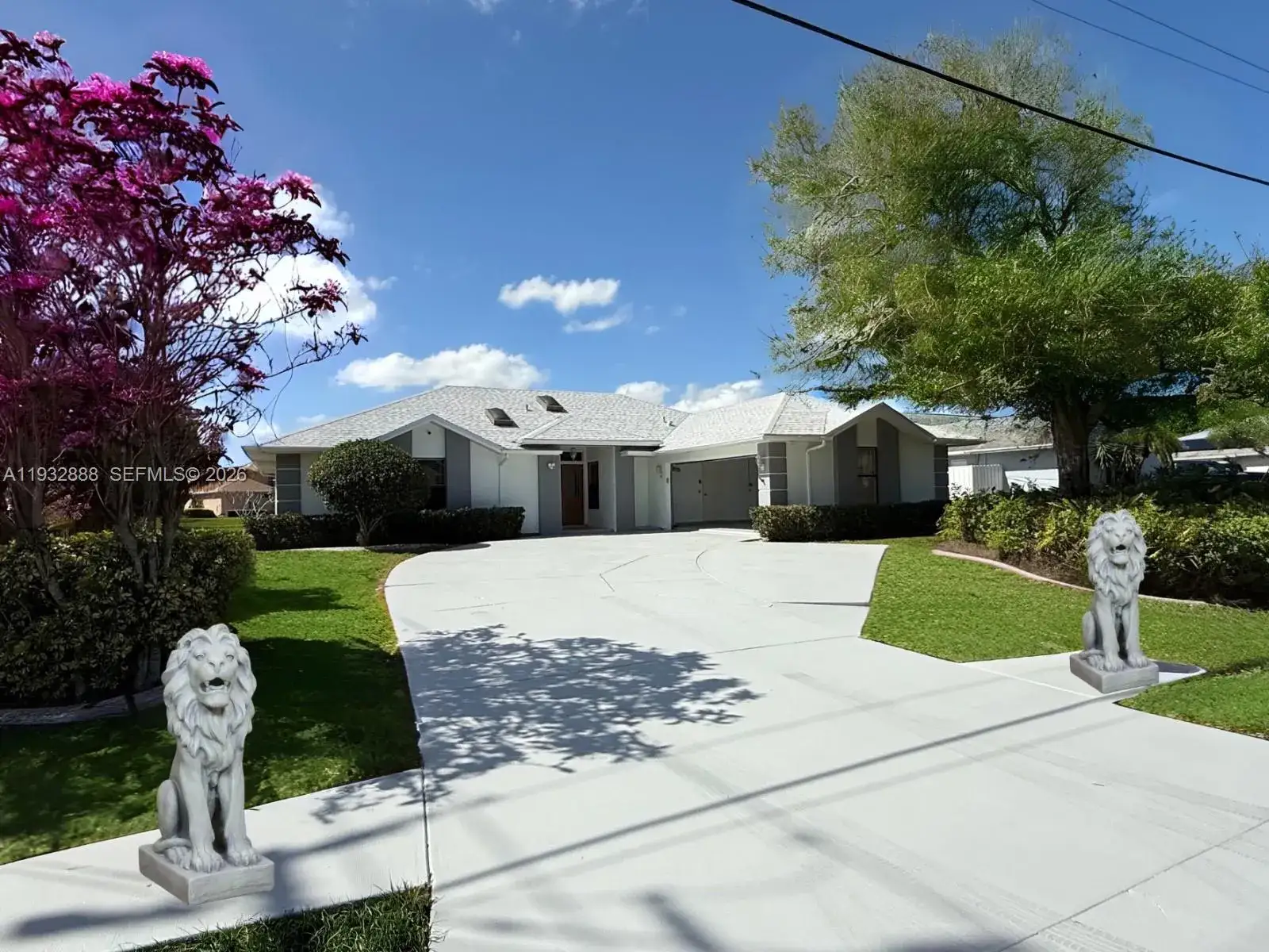 3 bedroom 2 bath Residential for sale at 5400 NW Emblem St, Port St. Lucie FL 34983