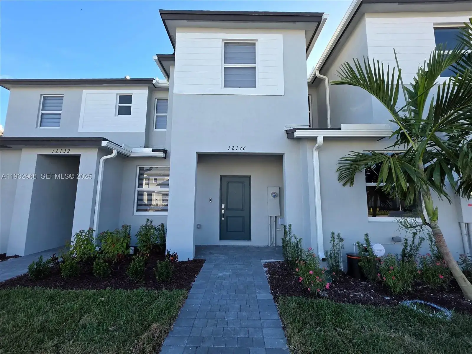 3 bedroom 2 bath Residential Lease for rent at 12136 SW 268th St, Homestead FL 33032