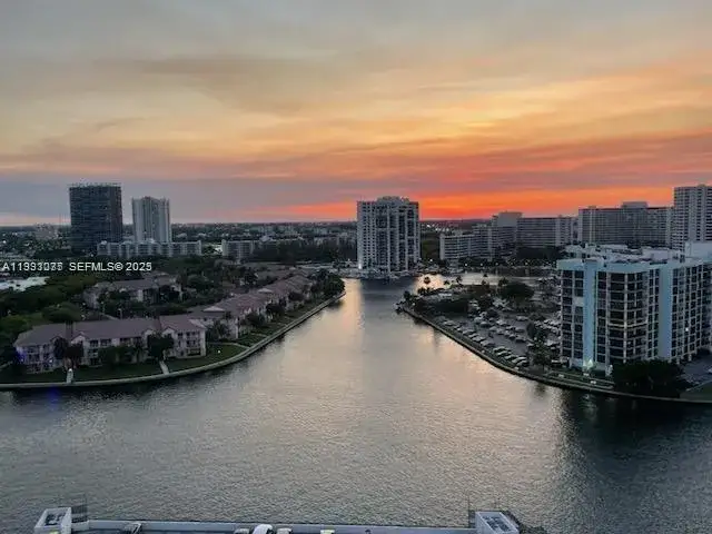 1 bedroom 1 bath Residential Lease for rent at 3800 S Ocean Dr # 1723, Hollywood FL 33019