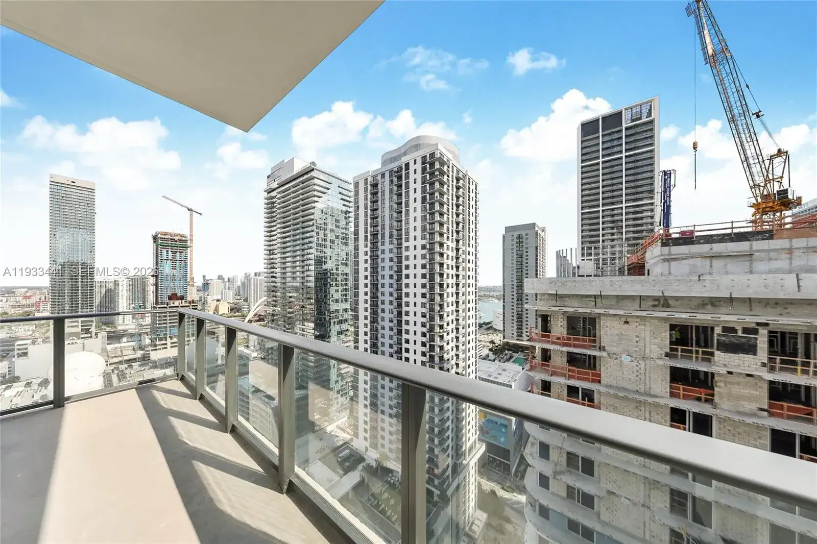 2 bedroom 2 bath Residential for sale at 11 NE 6th Street # 3209, Miami FL 33132
