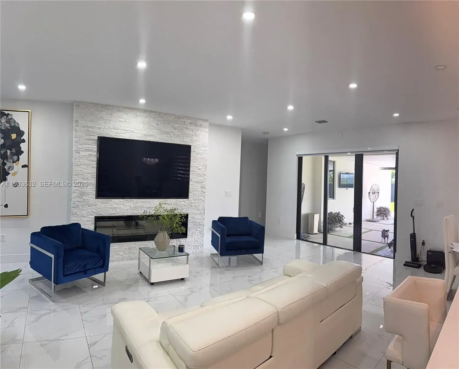 5 bedroom 4 bath Residential for sale at 13334 SW 227th St, Miami FL 33170