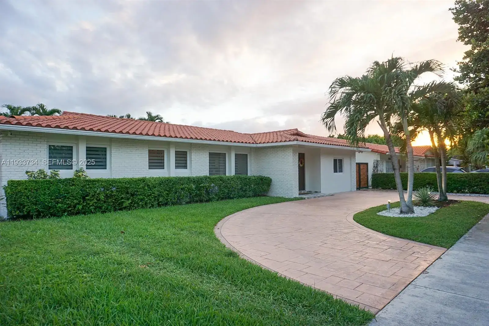 4 bedroom 3 bath Residential for sale at 10350 SW 16th St, Miami FL 33165