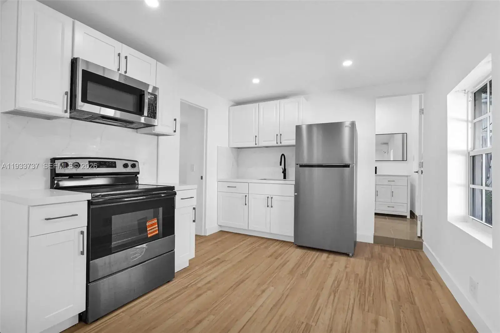 3 bedroom 1 bath Residential Lease for rent at 2419 Coolidge St # 1, Hollywood FL 33020