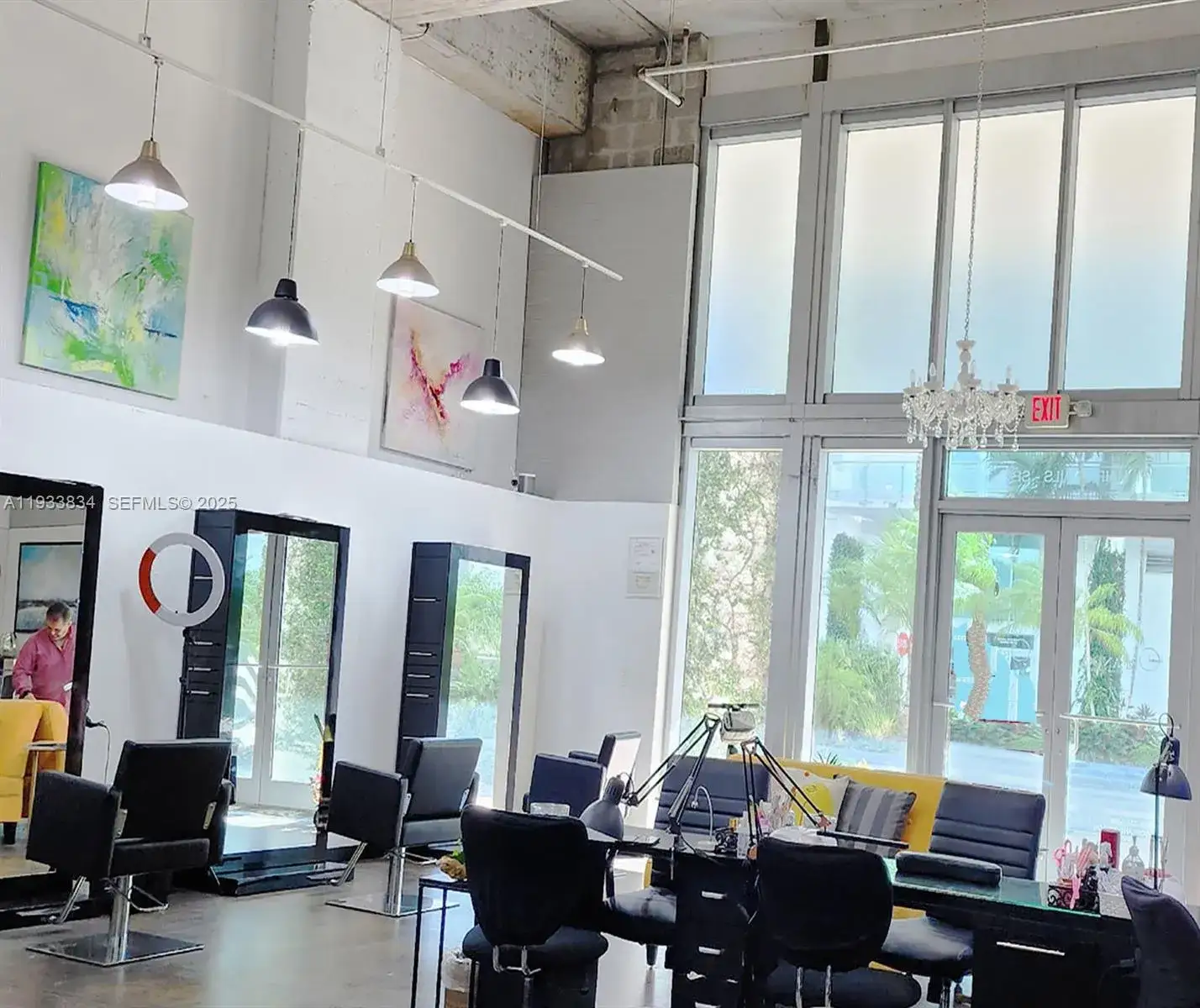 Business Opportunity for sale at 90 SW 3rd St, Miami FL 33130
