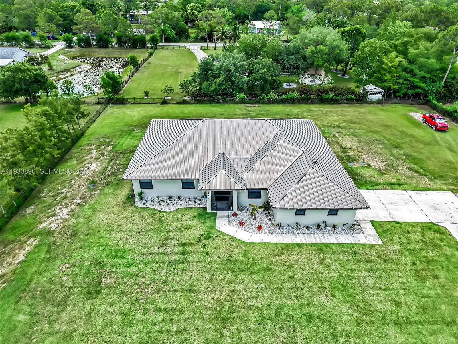 5 bedroom 3 bath Residential for sale at 16630 N 132nd Ter N, Jupiter FL 33478