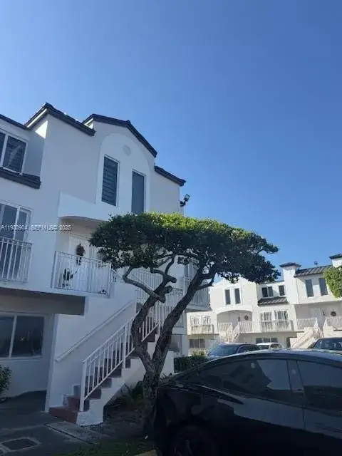 2 bedroom 2 bath Residential for sale at 8670 NW 6th Ln # 210, Miami FL 33126