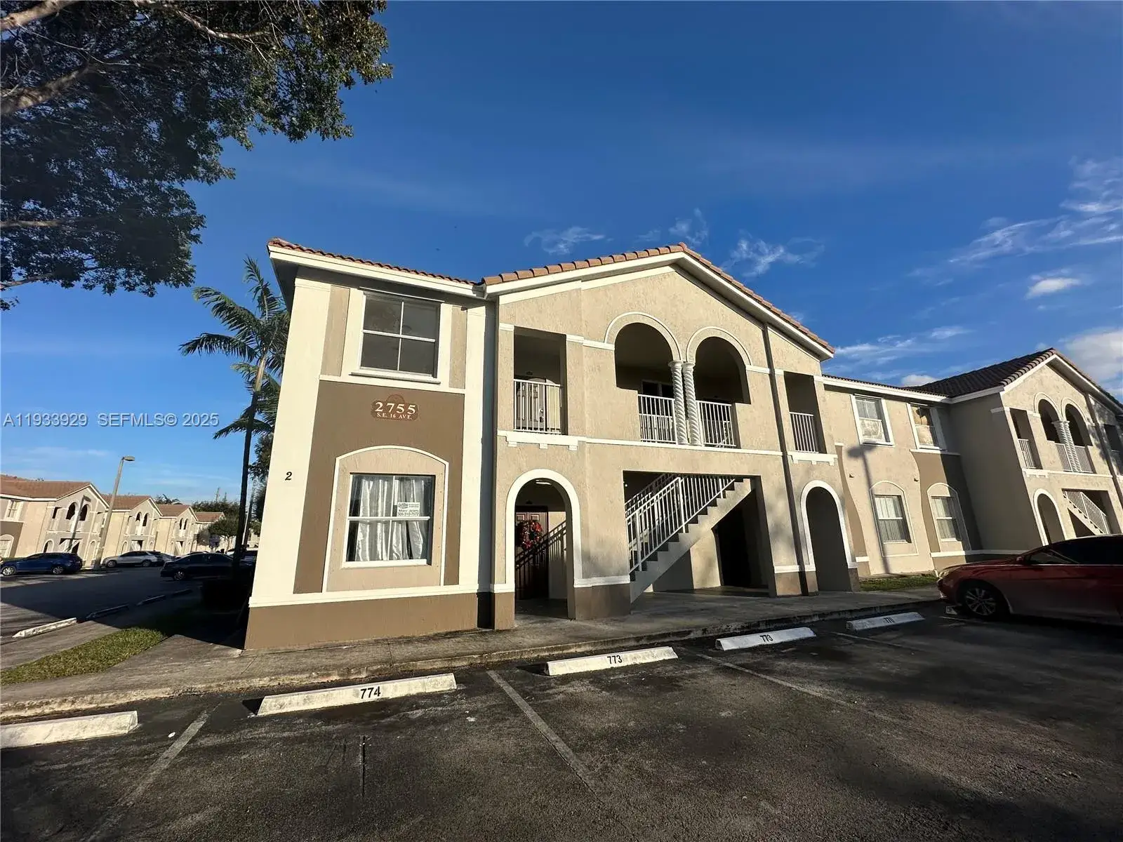 3 bedroom 2 bath Residential Lease for rent at 2755 SE 16th Ave # 200, Homestead FL 33035