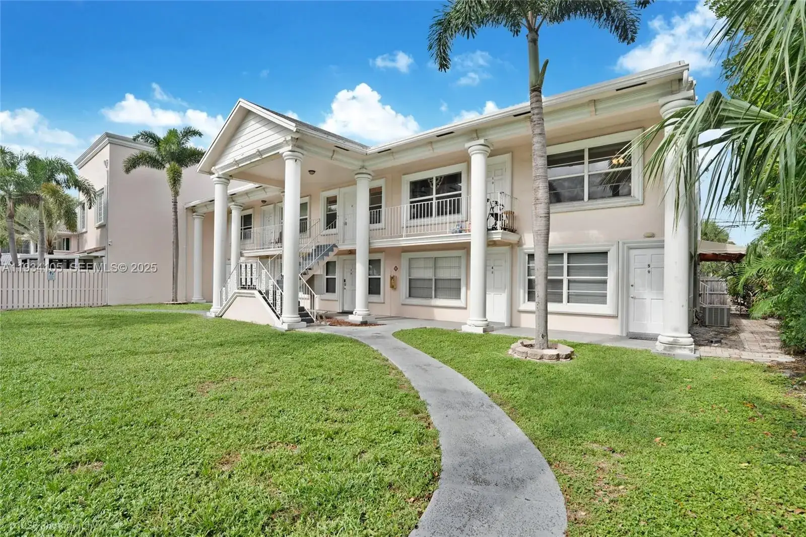 2 bedroom 1 bath Residential for sale at 4521 NE 21st Ave # 5, Fort Lauderdale FL 33308