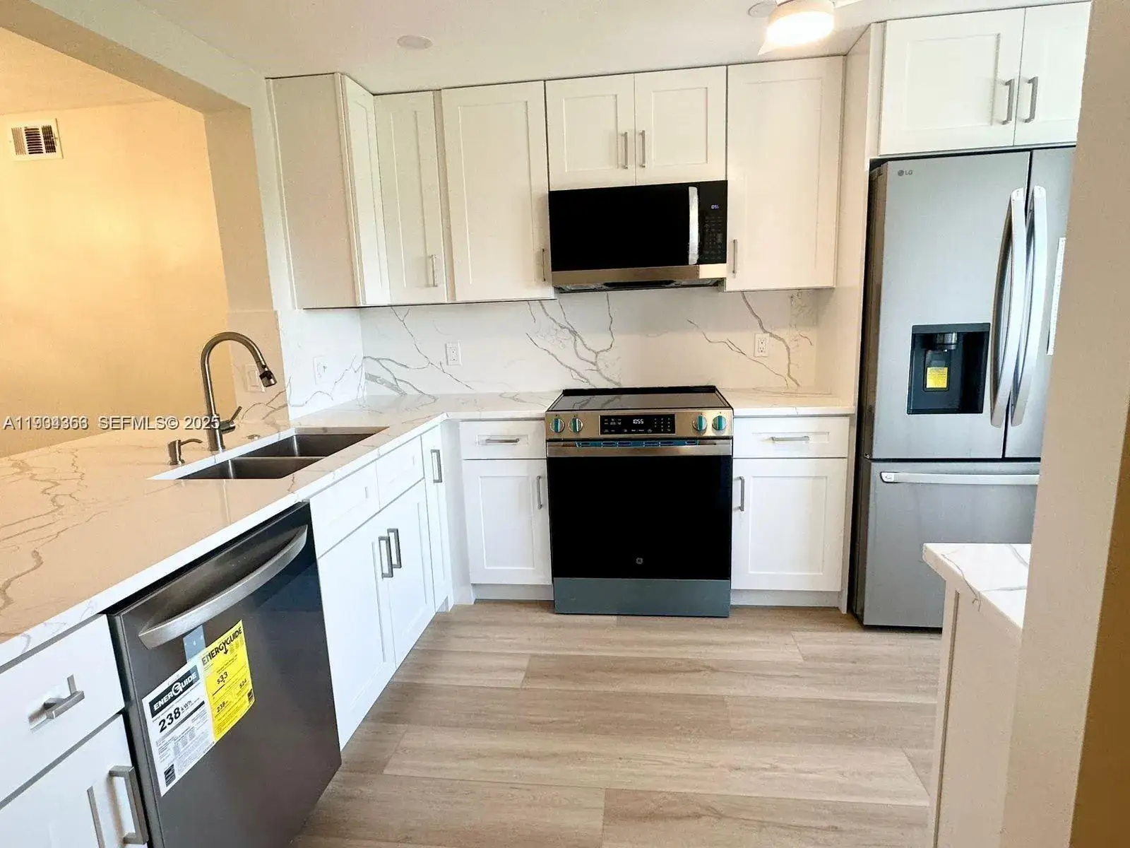 2 bedroom 2 bath Residential Lease for rent at 4098 Yarmouth  E # 4098, Boca Raton FL 33434