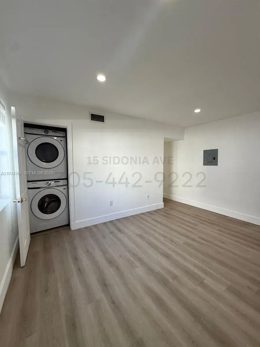 2 bedroom 1 bath Residential Lease for rent at 15 Sidonia Ave # 1, Coral Gables FL 33134
