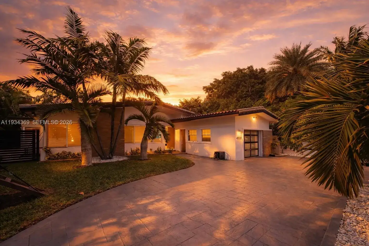 4 bedroom 3 bath Residential Lease for rent at 4708 Alton Rd, Miami Beach FL 33140