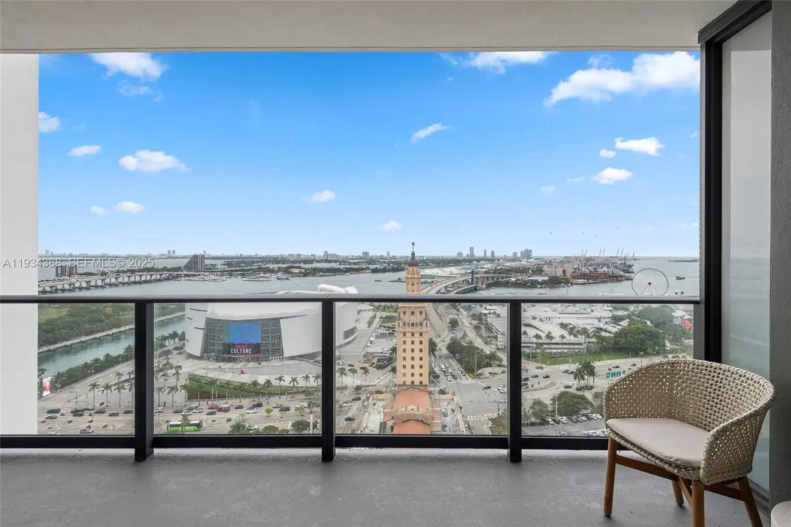 2 bedroom 2 bath Residential for sale at 159 NE 6 St # 1614, Miami FL 33132