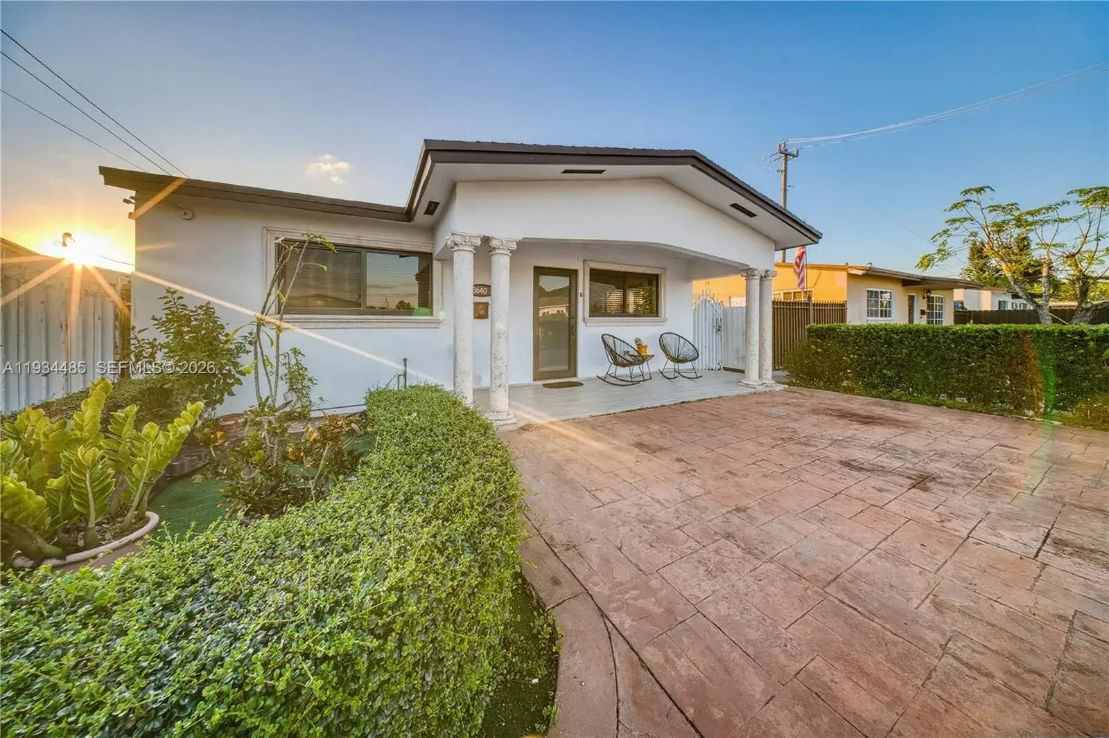 3 bedroom 2 bath Residential for sale at 3640 SW 92nd Ave, Miami FL 33165