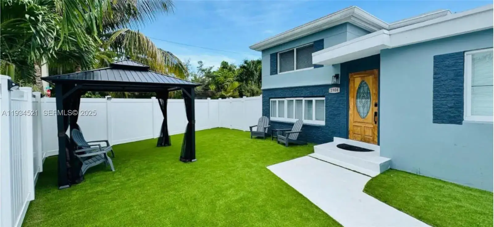 3 bedroom 2 bath Residential Lease for rent at 1904 SW 28th St, Fort Lauderdale FL 33315