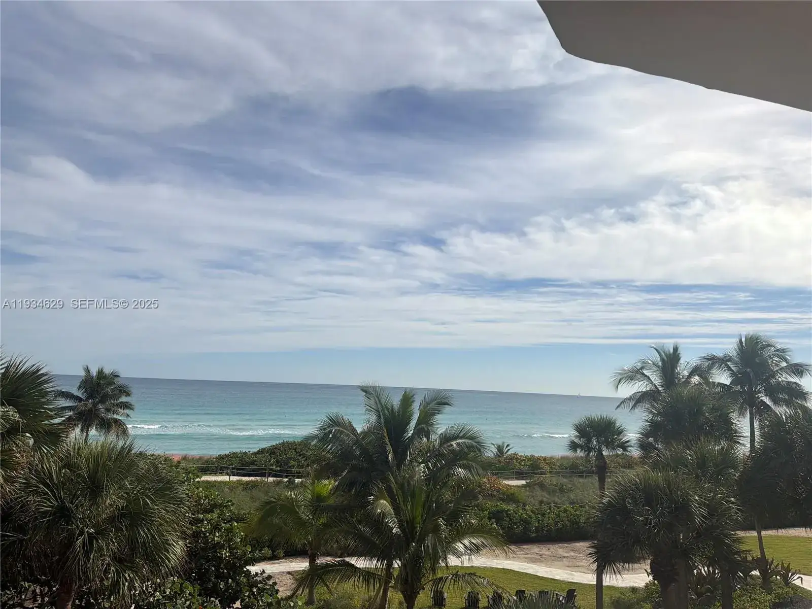 2 bedroom 2 bath Residential Lease for rent at 8925 Collins Ave # 3B, Surfside FL 33154