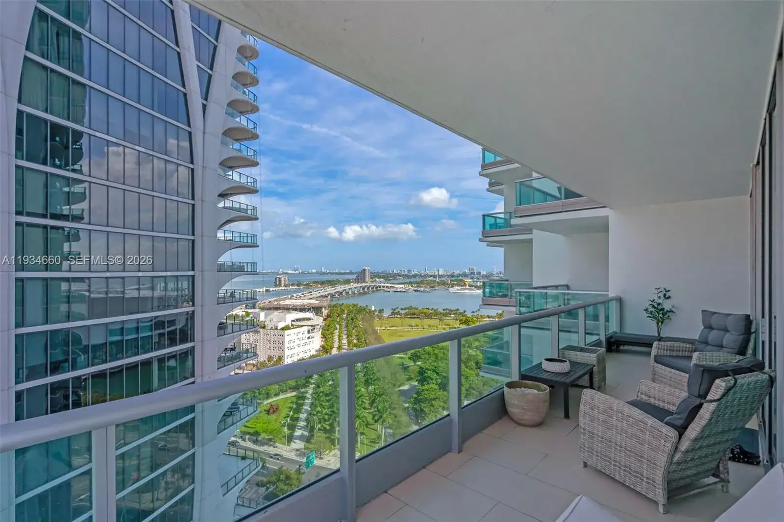 2 bedroom 2 bath Residential for sale at 900 Biscayne Blvd # 2312, Miami FL 33132