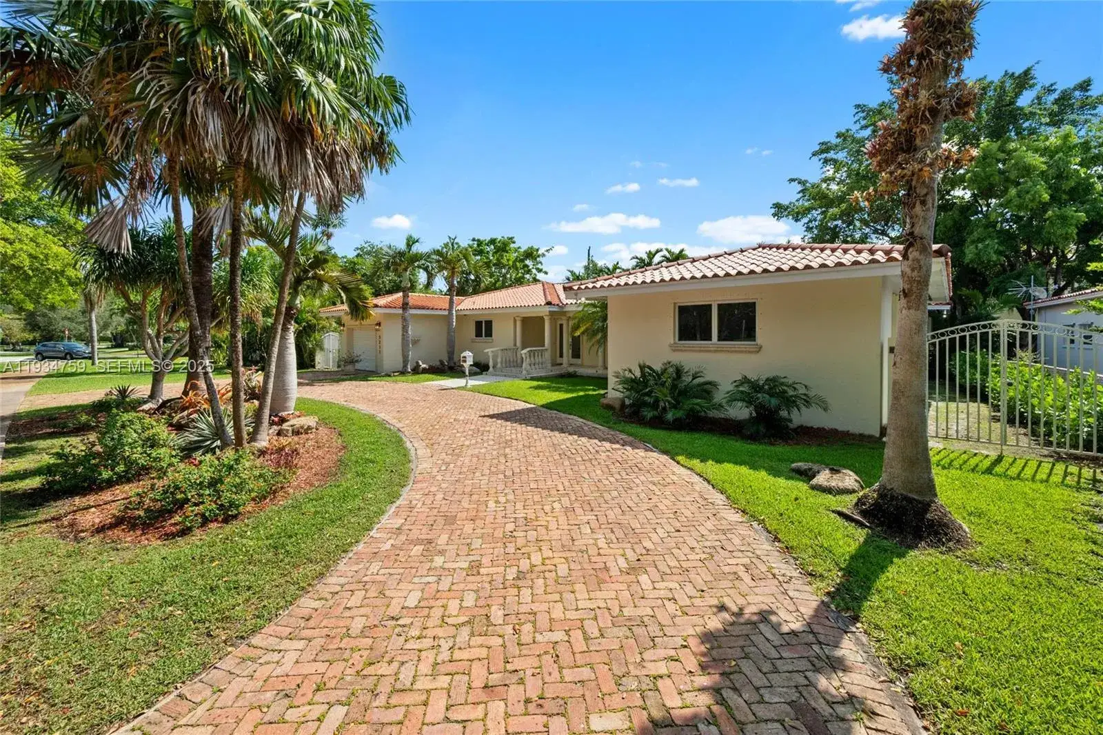 4 bedroom 3 bath Residential Lease for rent at 5211 Granada Blvd, Coral Gables FL 33146