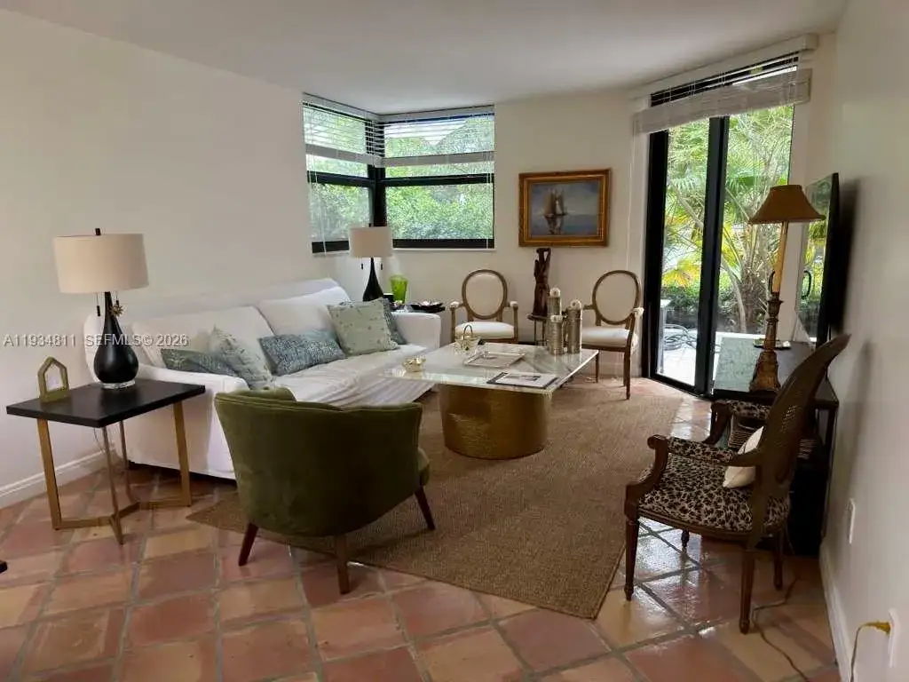 1 bedroom 1 bath Residential Lease for rent at 55 Ocean Lane Dr # 1030, Key Biscayne FL 33149