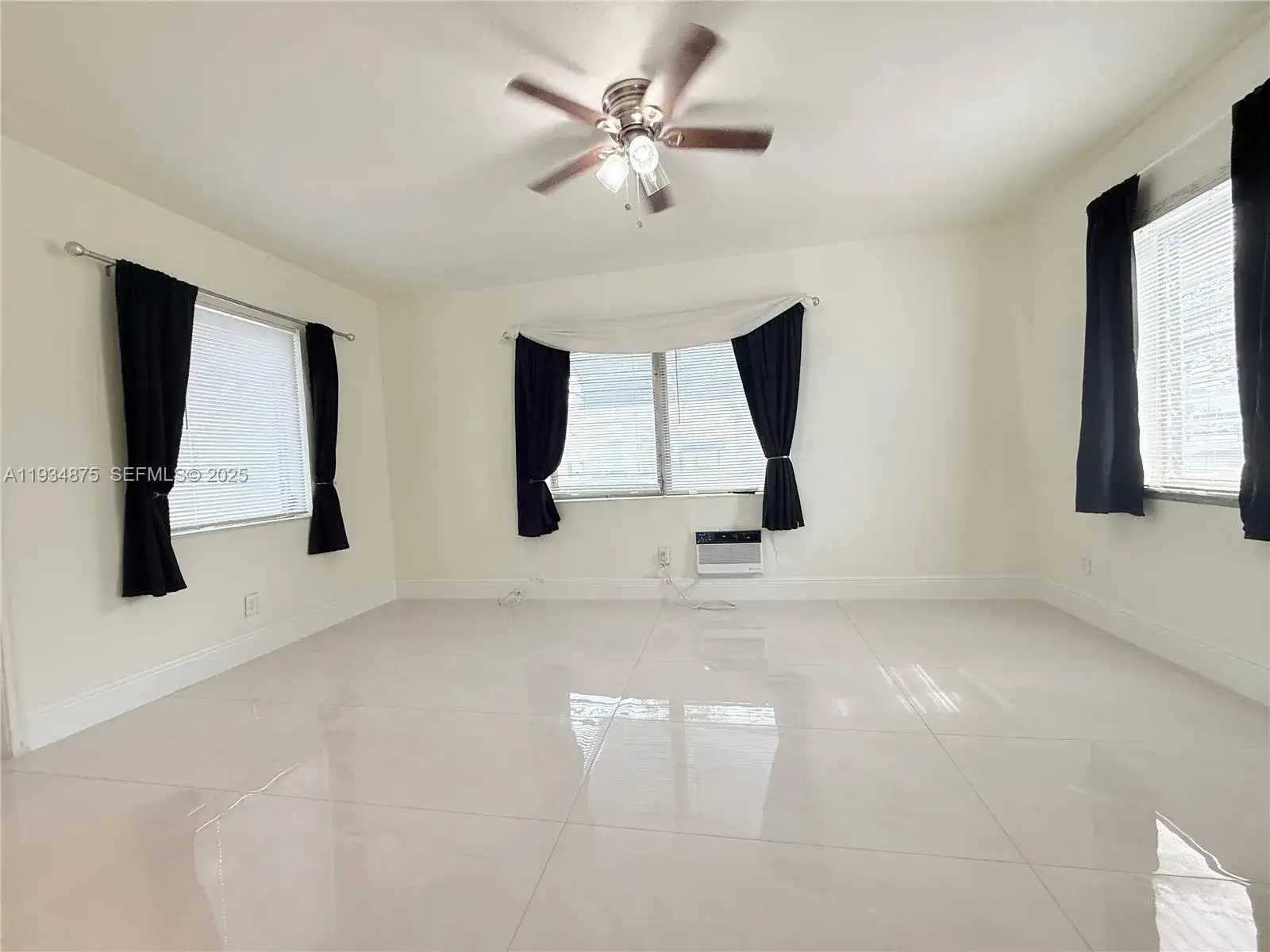 1 bath Residential Lease for rent at 254 E Dania Beach Blvd # 8, Dania Beach FL 33004