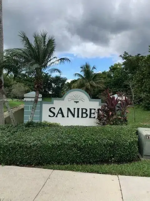 2 bedroom 1 bath Residential for sale at 8040 Sanibel Dr # 8040, Tamarac FL 33321