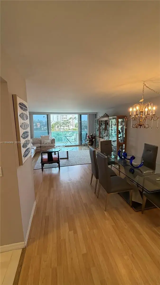 2 bedroom 2 bath Residential for sale at 100 Bayview Dr # 306, Sunny Isles Beach FL 33160