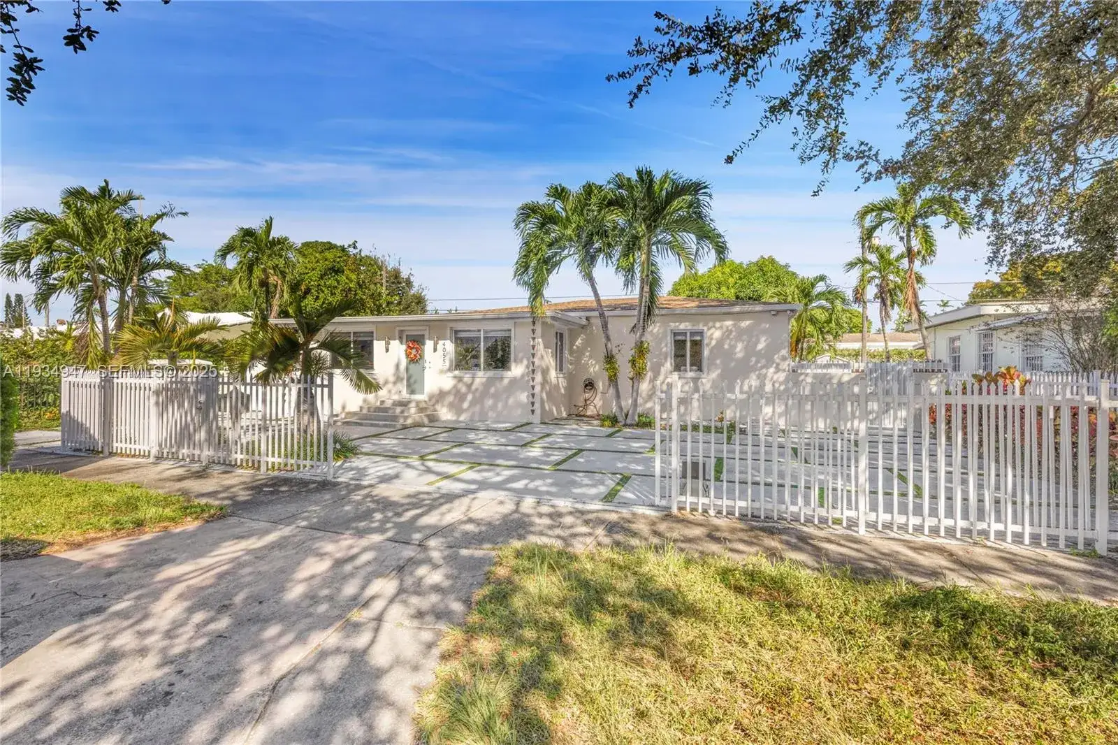 3 bedroom 2 bath Residential Lease for rent at 4055 SW 7th St, Miami FL 33134