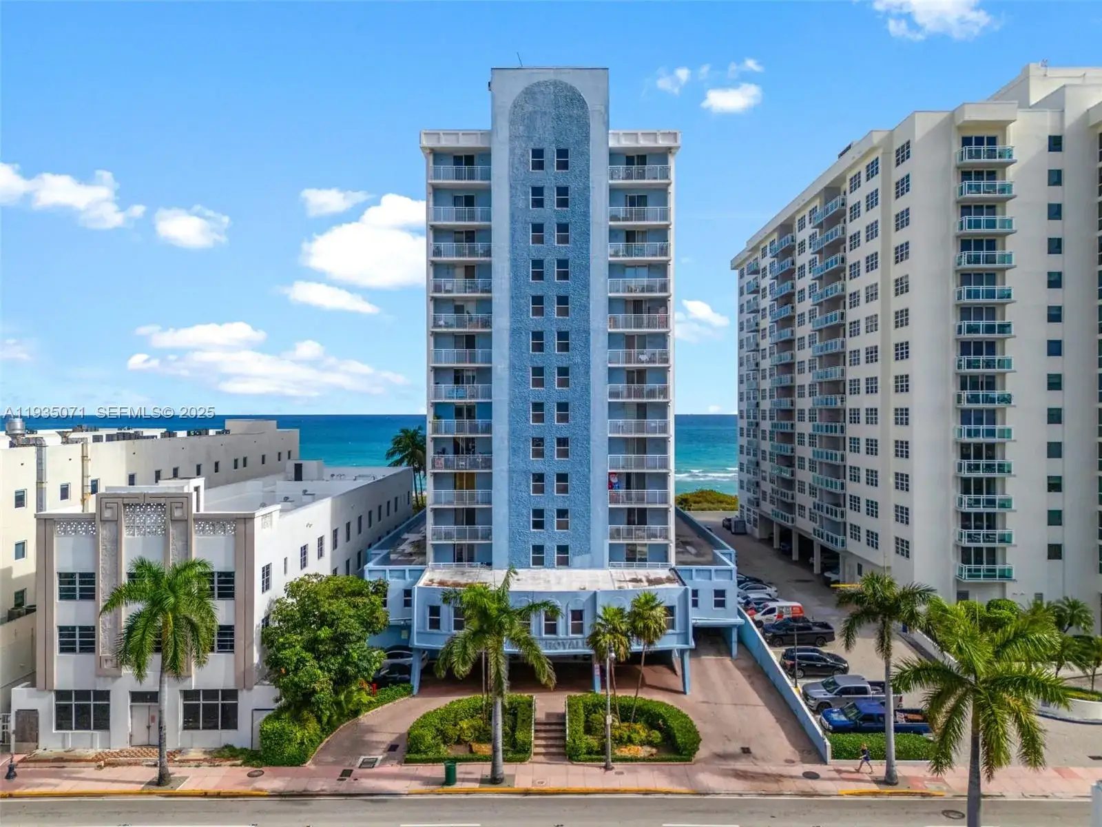 1 bedroom 1 bath Residential for sale at 6969 Collins Ave # 811, Miami Beach FL 33141