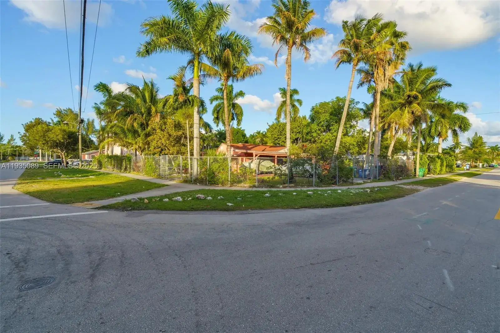 2 bedroom 1 bath Residential for sale at 191 NW 83rd St, Miami FL 33150